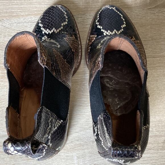 Madewell The Regan Ankle Boot size 5 NEW Snake Embossed Leather Block Heel - Picture 8 of 10